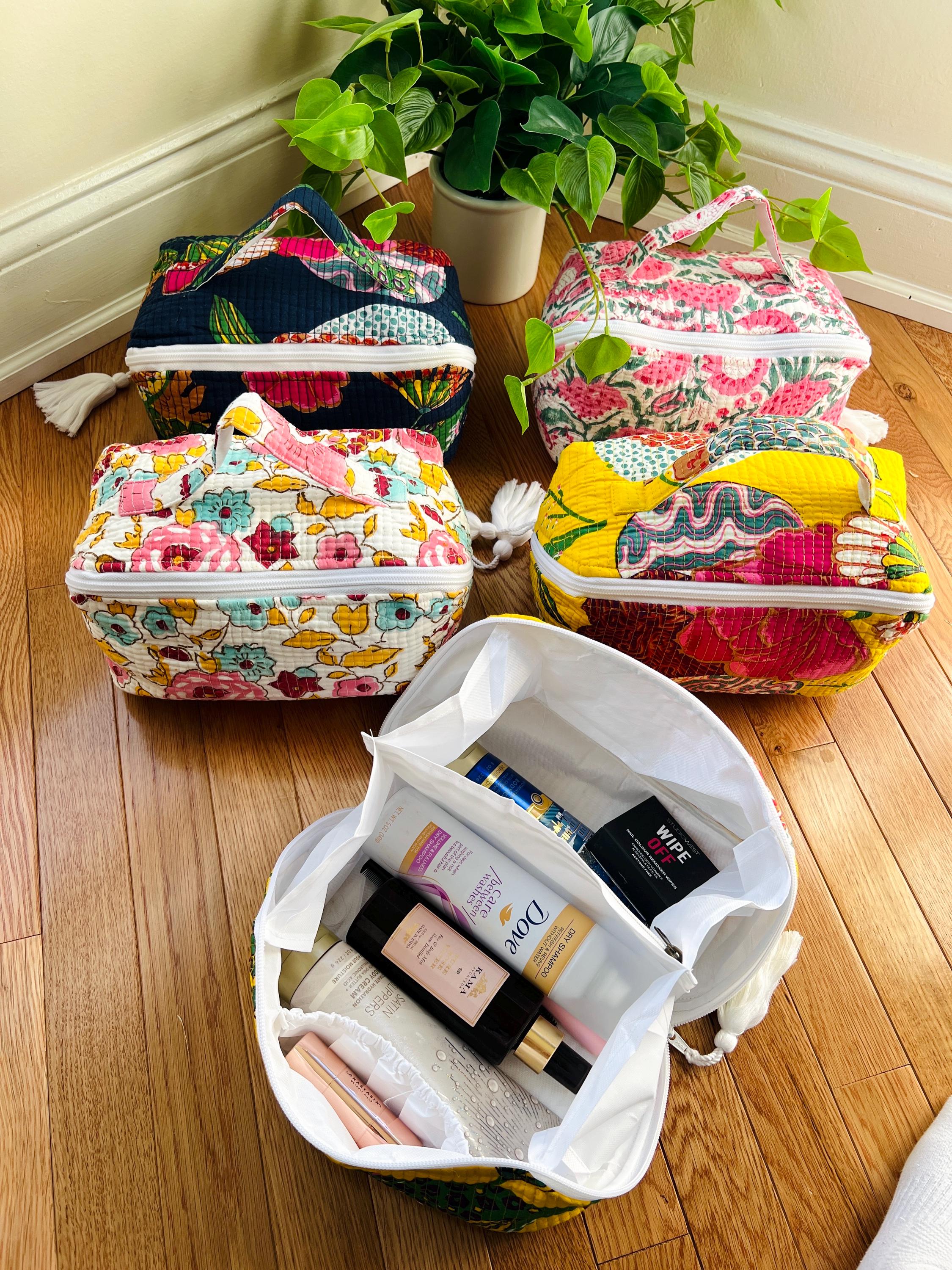 Quilted Toiletry Bag Vanity Pouch Large Make Up Organizer Travel Zipper Pouch Block Printed  Floral Cosmetic Organizer for Women Gift Ideas