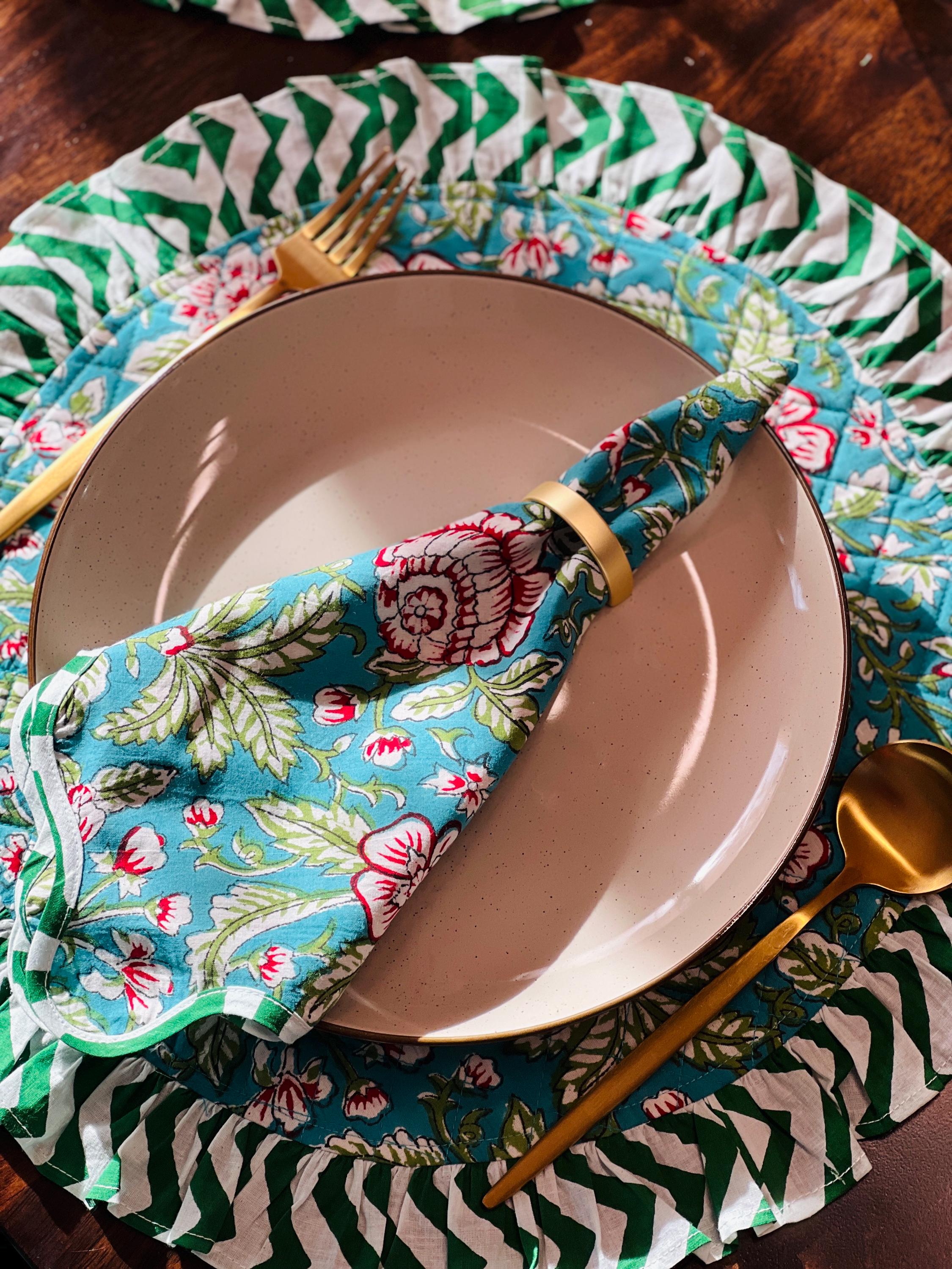 Gift for Mother’s Day Table Mat and Napkin Set Housewarming Gift Bright Floral Dining Placemats Quilted Cotton Mat Boho Dining Decor Set