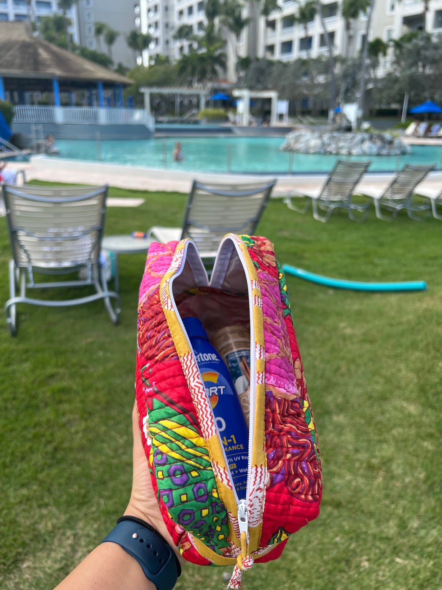 Gift for Mom Gift Ideas for Her Birthday Handmade Cosmetic bags Makeup Bag Travel Organizer Pouches Set of 3 Toiletries Kit Quilted pouch